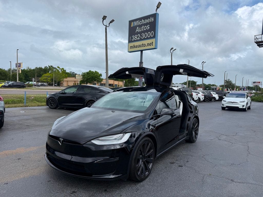 2022 Tesla Model X **PLAID**6 PASSENGERS**WHITE INTERIOR**22" WHEELS** - 23006527 | Video 1