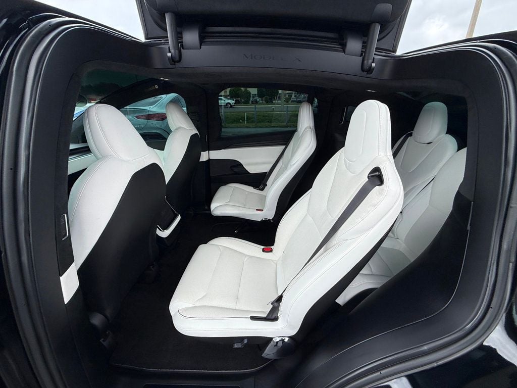 2022 Tesla Model X **PLAID**6 PASSENGERS**WHITE INTERIOR**22" WHEELS** - 23006527 - 24