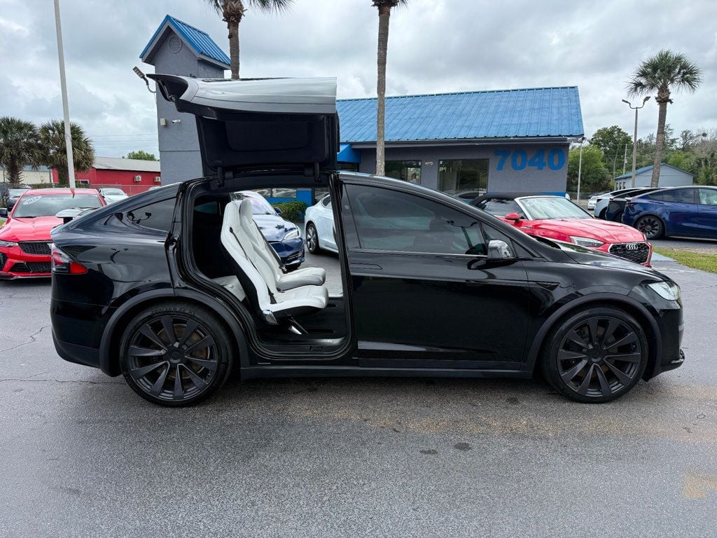 2022 Tesla Model X **PLAID**6 PASSENGERS**WHITE INTERIOR**22" WHEELS** - 23006527 - 3