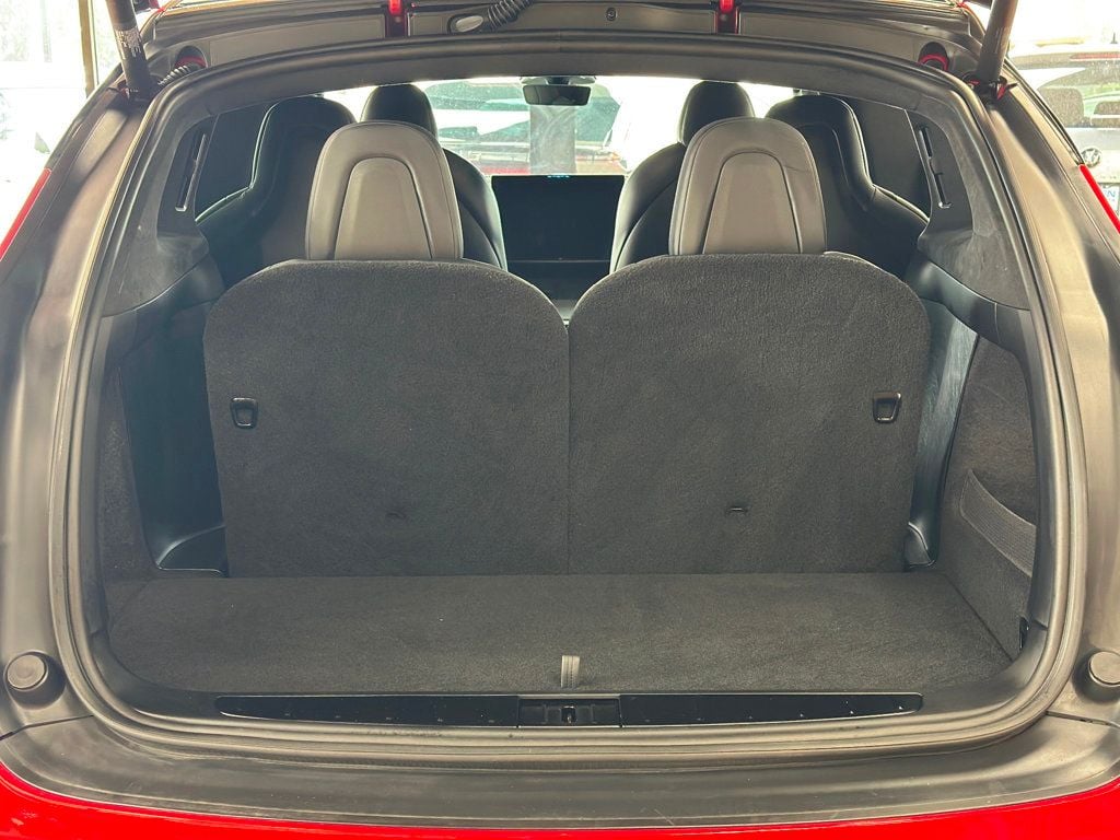 2022 Tesla Model X Plaid photo 27