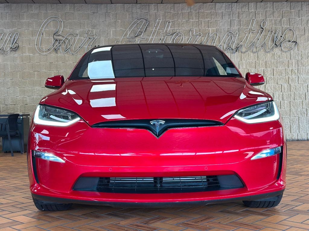 2022 Tesla Model X Plaid photo 4
