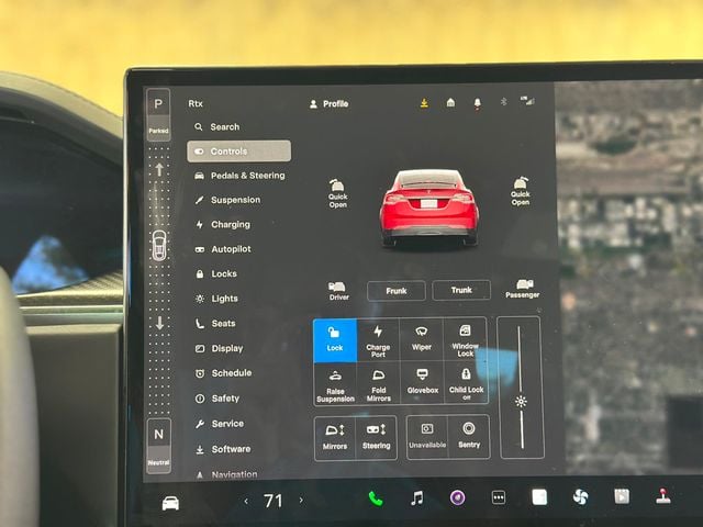 2022 Tesla Model X Plaid AWD - 22904085 - 40