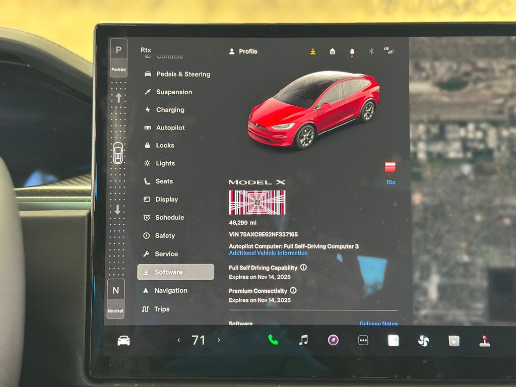 2022 Tesla Model X Plaid photo 42