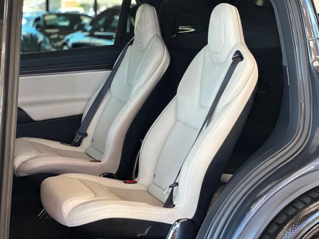 2022 Tesla Model X Plaid AWD - 22914108 - 28