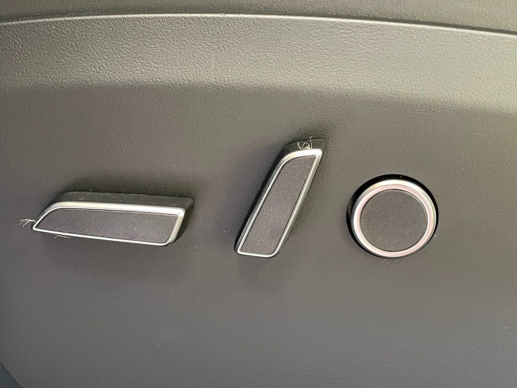 2022 Tesla Model X Plaid AWD - 22923006 - 15