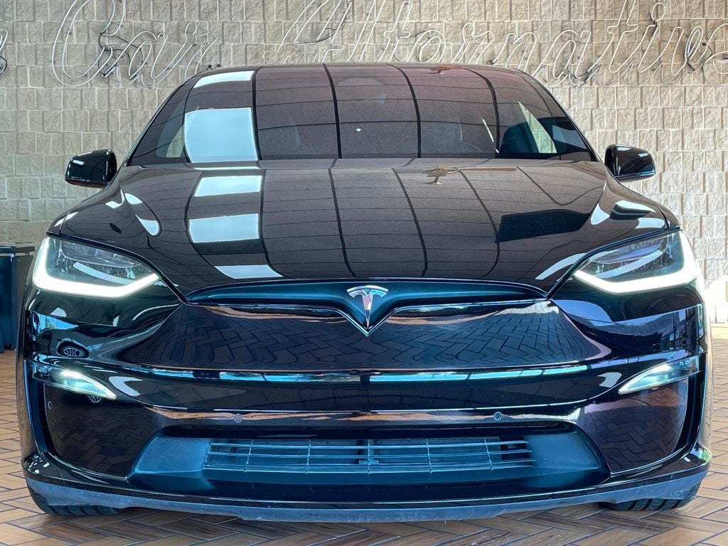 2022 Tesla Model X Plaid photo 3