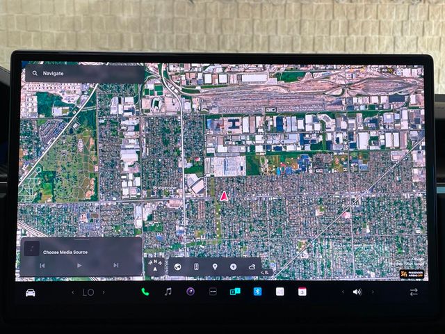 2022 Tesla Model X Plaid AWD - 22923006 - 33