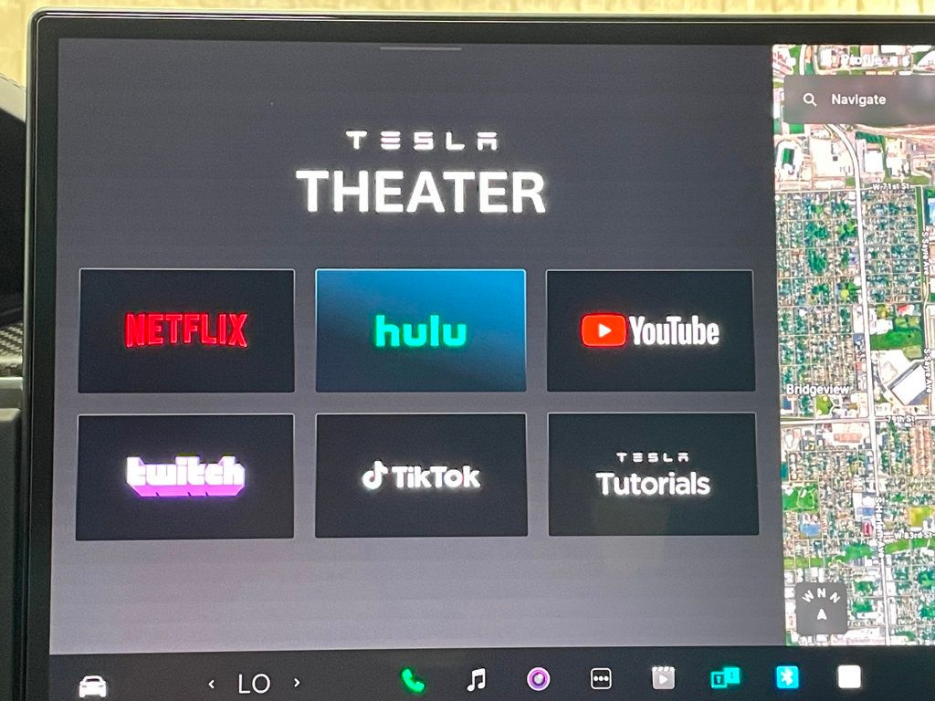 2022 Tesla Model X Plaid AWD - 22923006 - 43