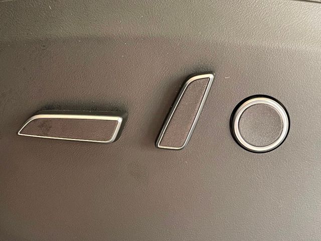 2022 Tesla Model X Plaid AWD - 23003383 - 12