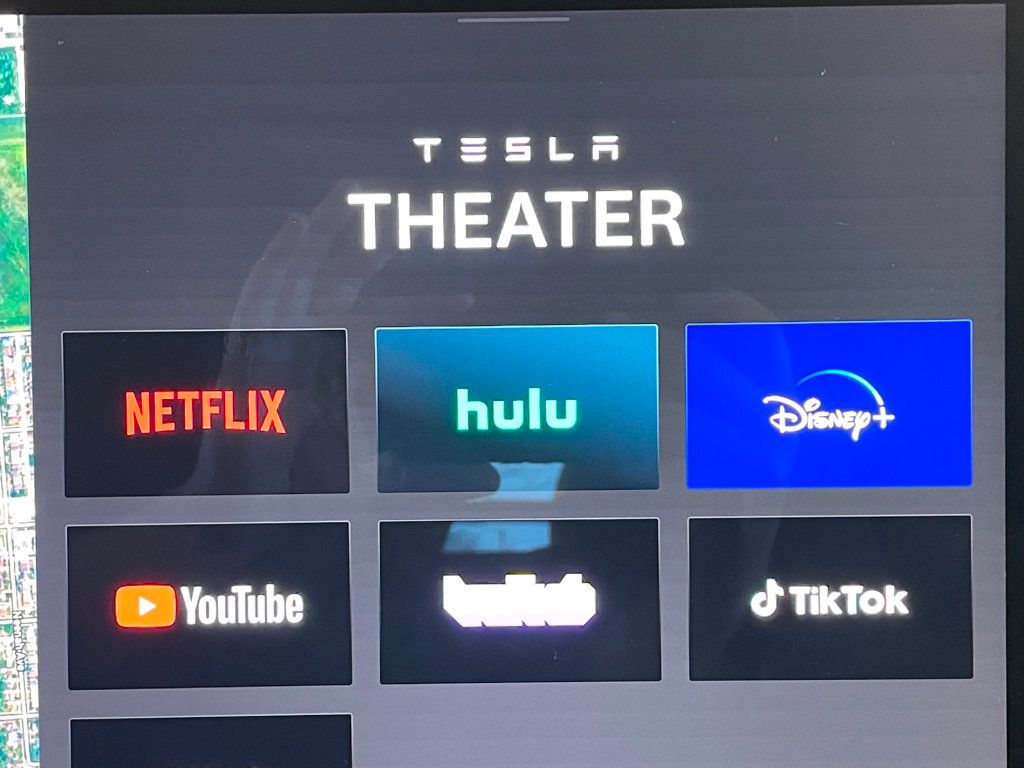 2022 Tesla Model X Plaid AWD - 23003383 - 37