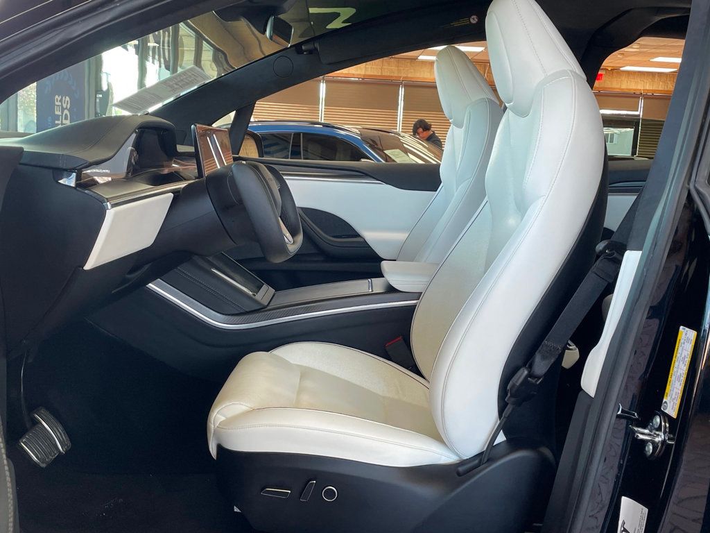 2022 Tesla Model X Plaid AWD - 23014468 - 11