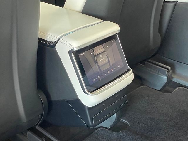 2022 Tesla Model X Plaid AWD - 23014468 - 17