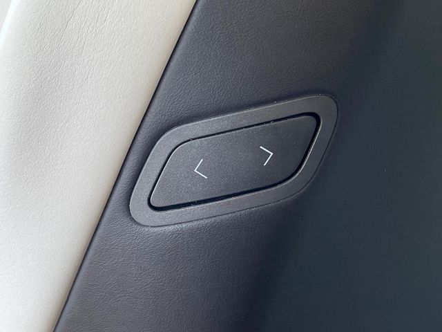 2022 Tesla Model X Plaid AWD - 23014468 - 22