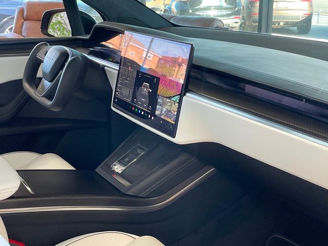 2022 Tesla Model X Plaid AWD - 23014468 - 27