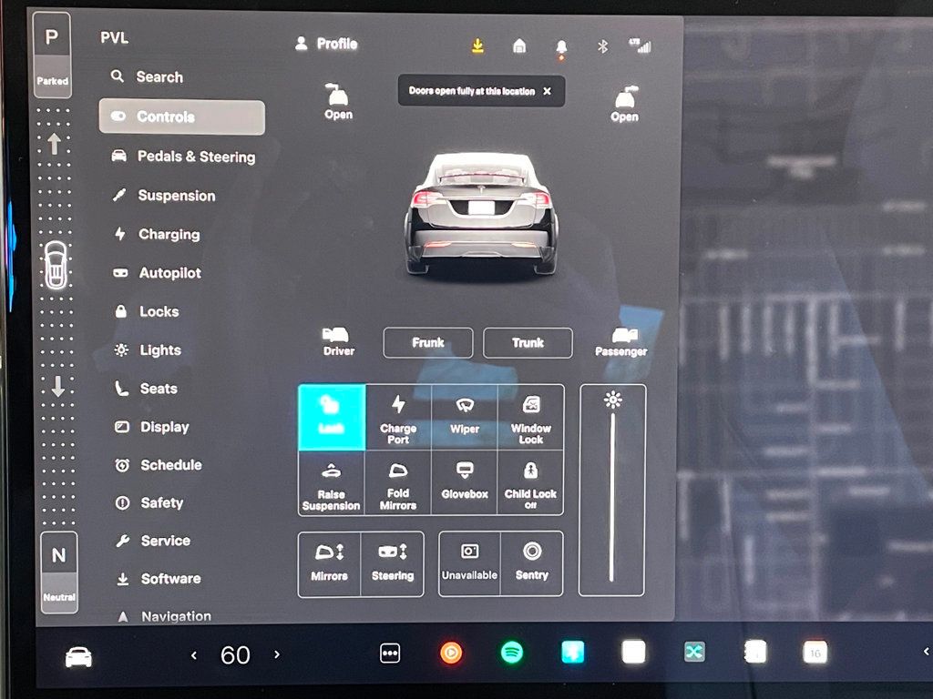 2022 Tesla Model X Plaid AWD - 23014468 - 32