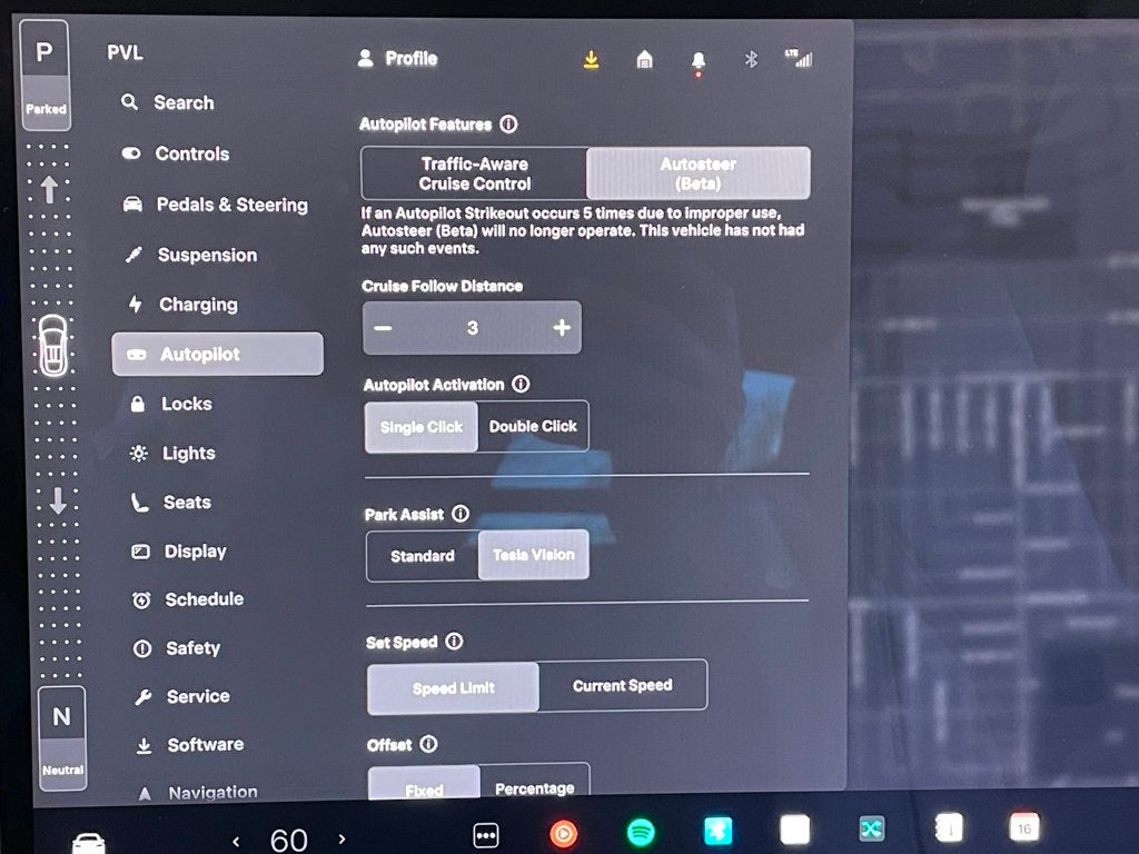 2022 Tesla Model X Plaid AWD - 23014468 - 35