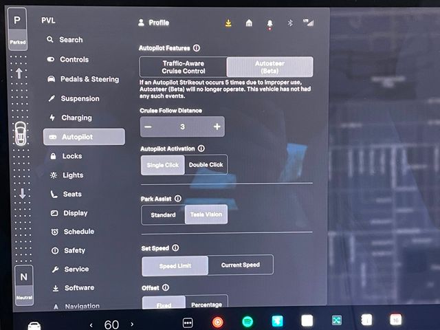 2022 Tesla Model X Plaid AWD - 23014468 - 35