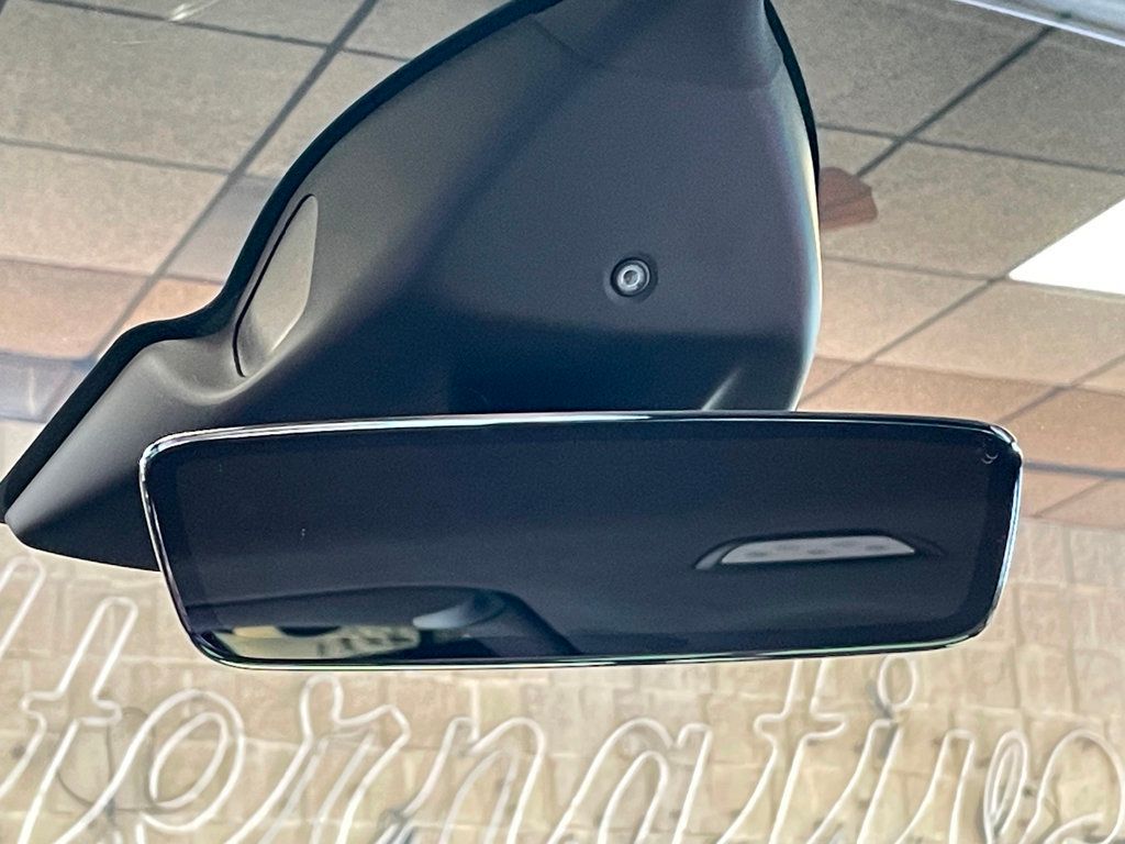 2022 Tesla Model X Plaid AWD - 23014468 - 51