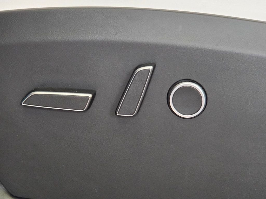 2022 Tesla Model X Plaid AWD - 23062866 - 14