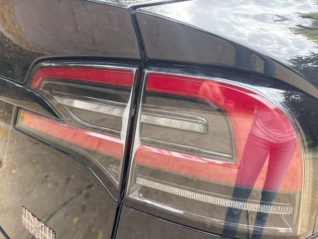 2022 Tesla Model X Plaid AWD - 23085680 - 7