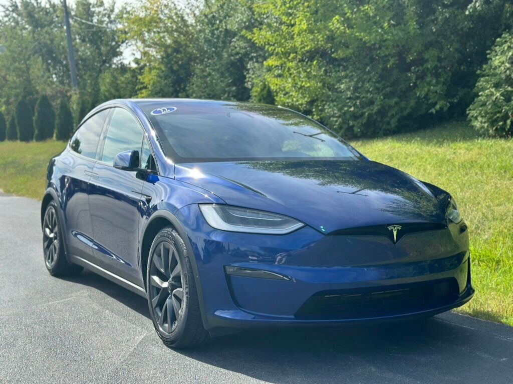2022 Tesla Model X Plaid photo 11