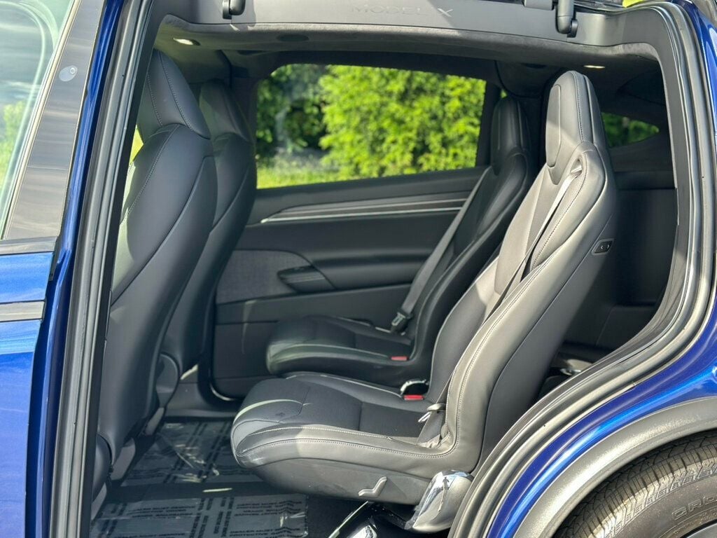 2022 Tesla Model X Plaid photo 23