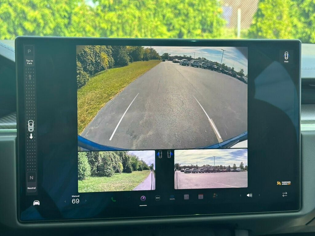 2022 Tesla Model X Plaid photo 41