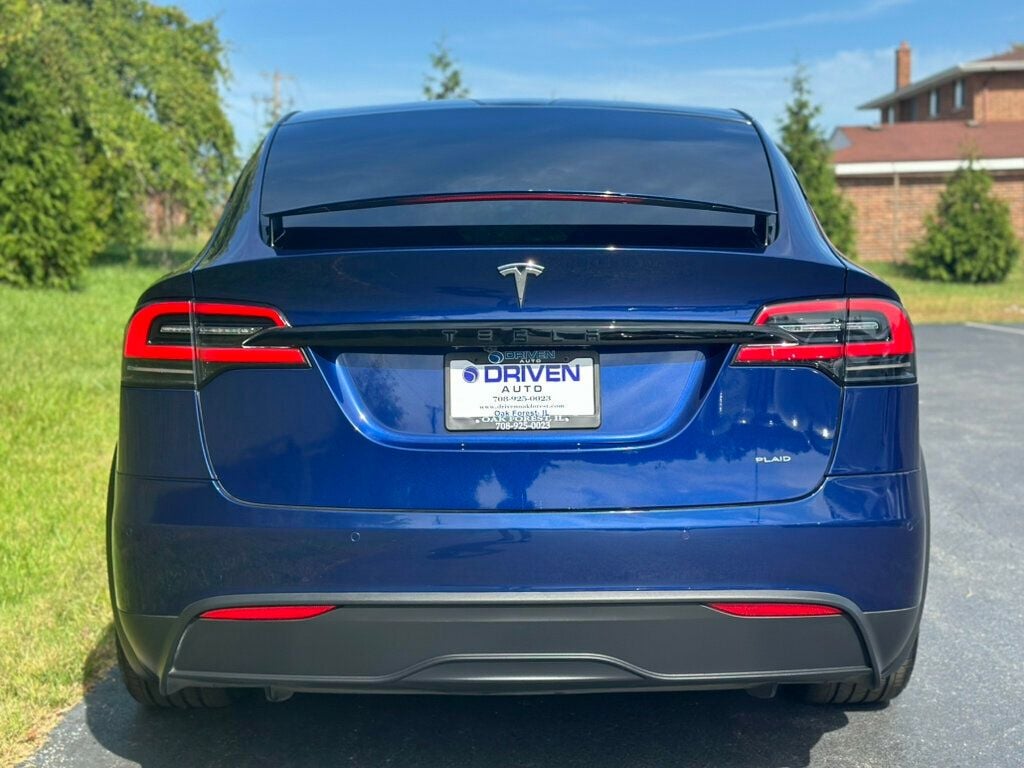 2022 Tesla Model X Plaid photo 5