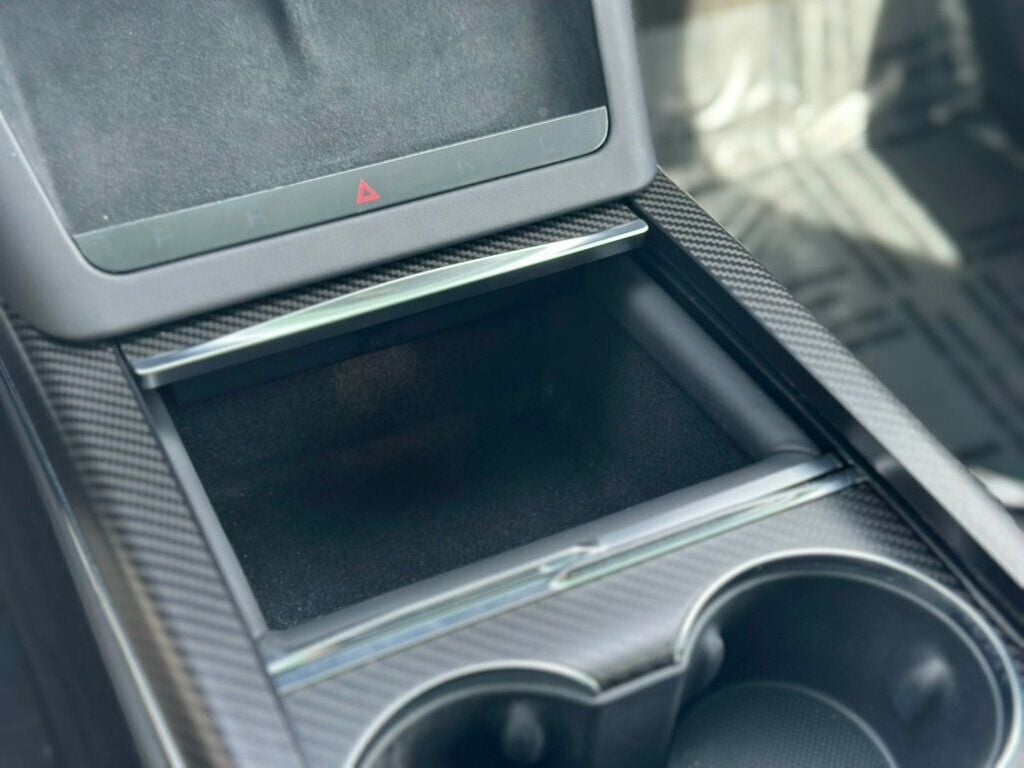 2022 Tesla Model X Plaid photo 45