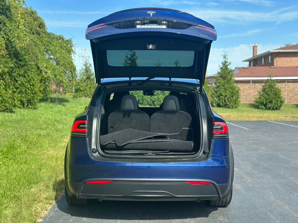 2022 Tesla Model X Plaid photo 6