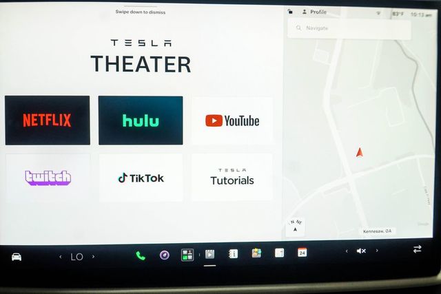 2022 Tesla Model X Plaid AWD - 23048134 - 25