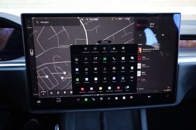 2022 Tesla Model X Plaid AWD - 22933509 - 38