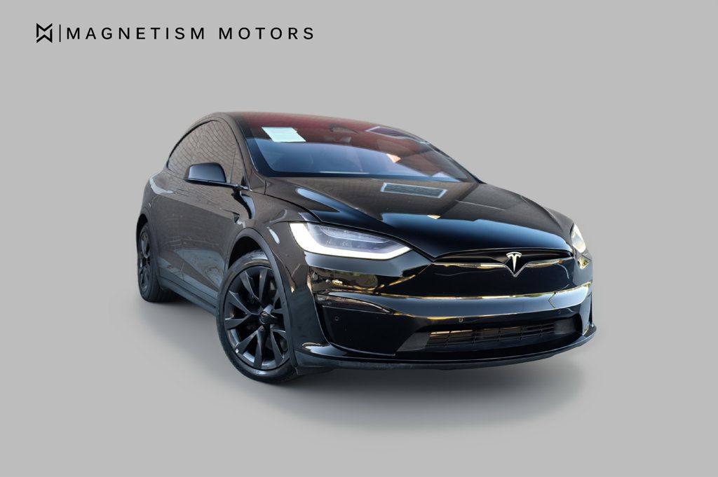 2022 Tesla Model X Plaid photo 3