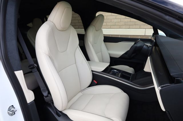 2022 Tesla Model X Plaid AWD - 23004208 - 28