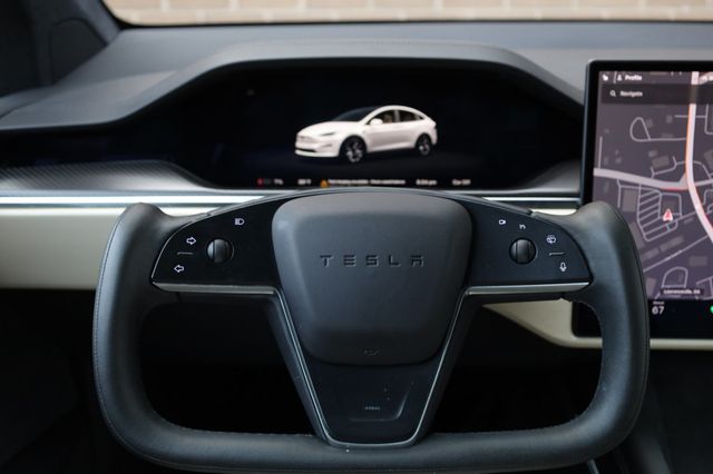 2022 Tesla Model X Plaid AWD - 23004208 - 32