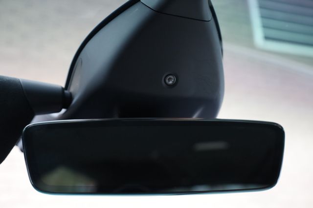 2022 Tesla Model X Plaid AWD - 23004208 - 38