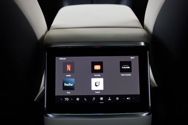 2022 Tesla Model X Plaid AWD - 23004208 - 40