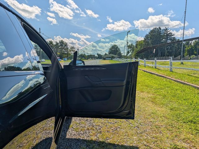 2022 Tesla Model X Plaid AWD - 23072705 - 13