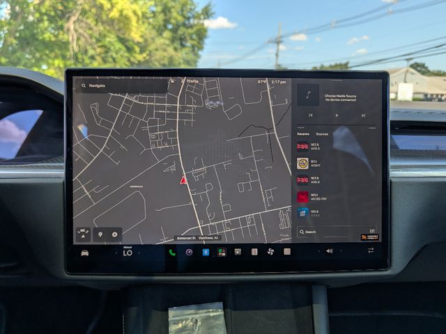 2022 Tesla Model X Plaid AWD - 23072705 - 28