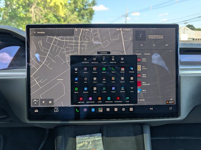 2022 Tesla Model X Plaid AWD - 23072705 - 31