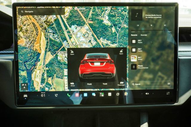 2022 Tesla Model X Plaid AWD - 23059743 - 24