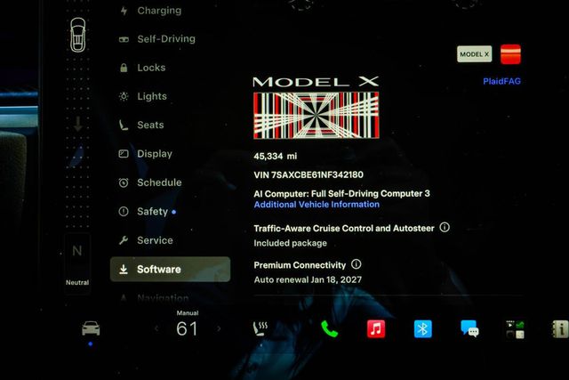 2022 Tesla Model X Plaid AWD - 23059743 - 28