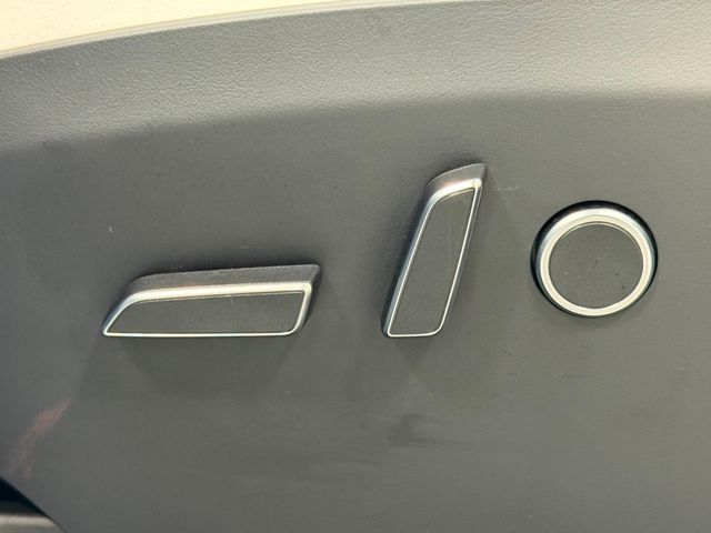 2022 Tesla Model X Plaid AWD - 22990158 - 16