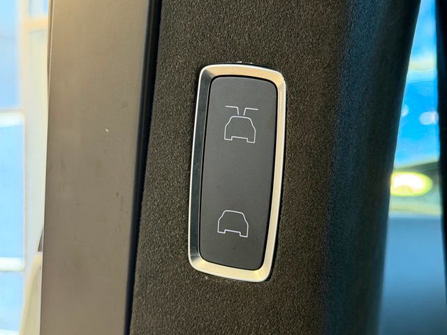 2022 Tesla Model X Plaid AWD - 22990158 - 22