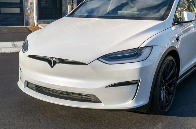 2022 Tesla Model X Plaid AWD - 22938491 - 14