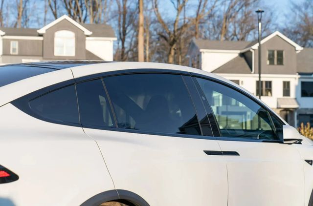 2022 Tesla Model X Plaid AWD - 22938491 - 30