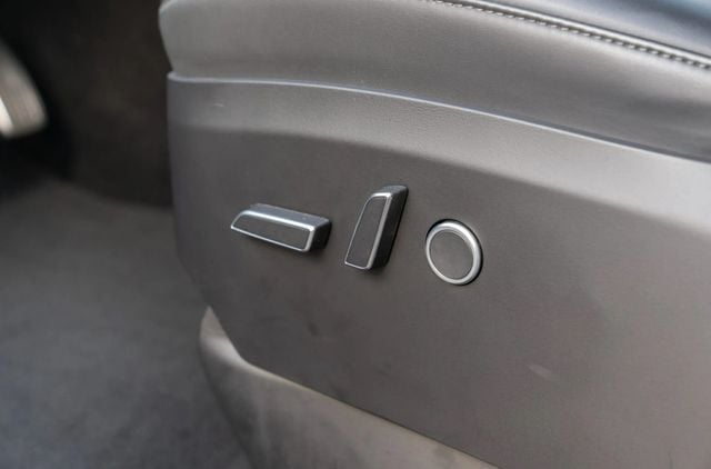 2022 Tesla Model X Plaid AWD - 22938491 - 47