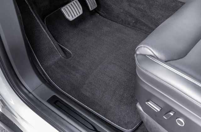 2022 Tesla Model X Plaid AWD - 22938491 - 48