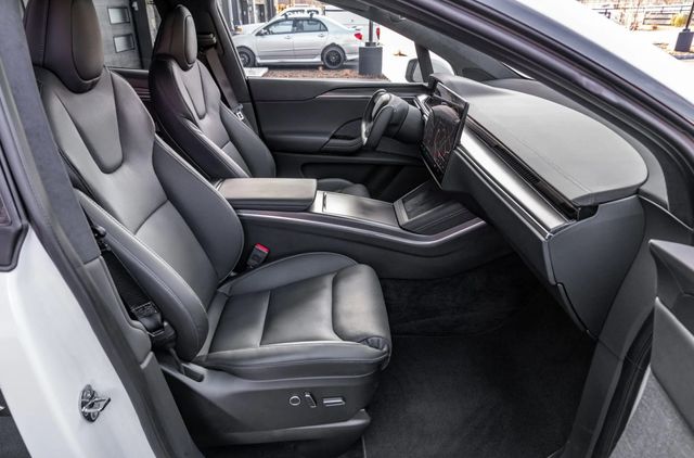 2022 Tesla Model X Plaid AWD - 22938491 - 52