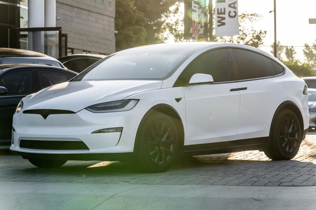 2022 Tesla Model X Plaid AWD - 22575903 - 3